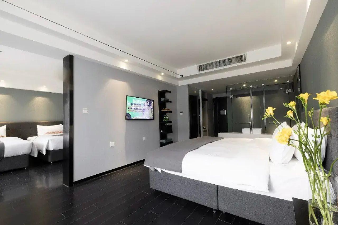 Holz Hotel Shenyang Eksteriør bilde